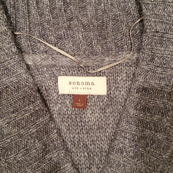 Sweater - Picture 2 of 4